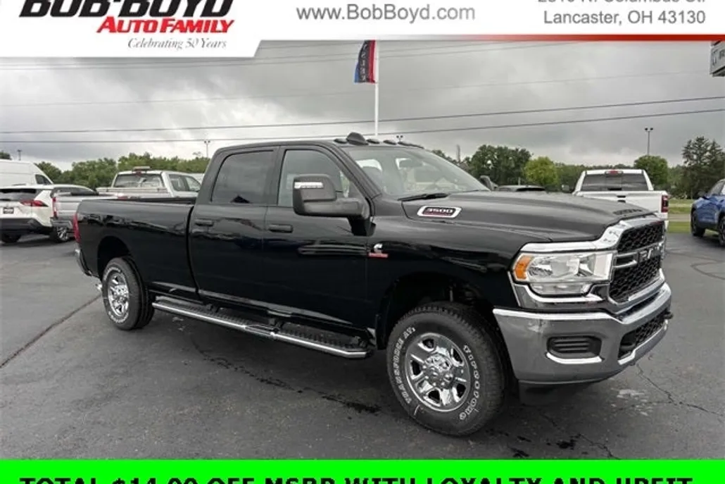 2024 Ram 3500 Tradesman photo 1