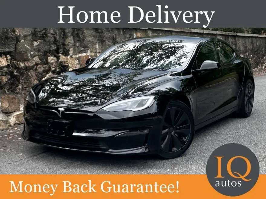 2023 Tesla Model S photo 1