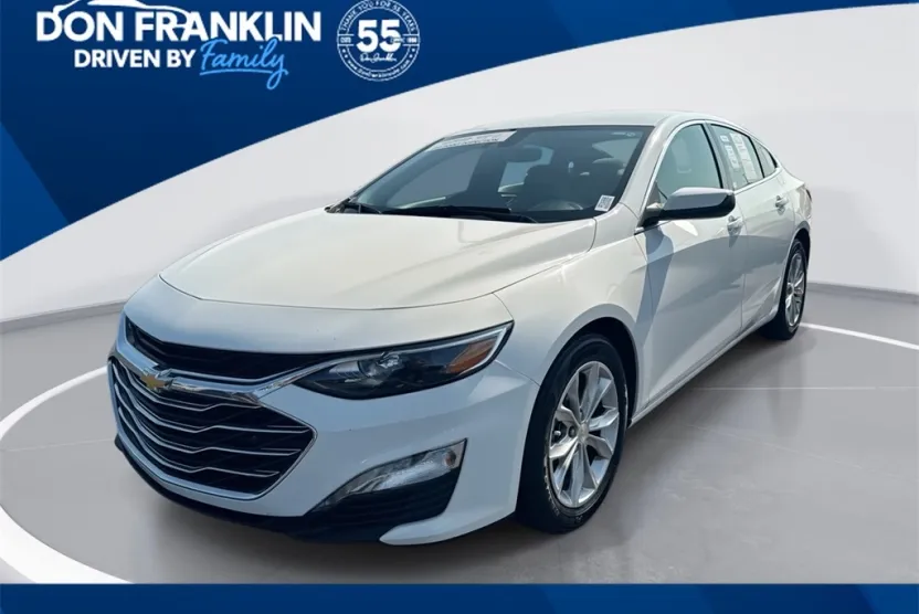 2023 Chevrolet Malibu 1LT photo 1