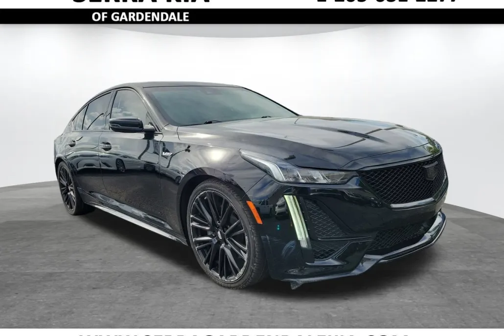 2021 Cadillac CT5 V photo 1
