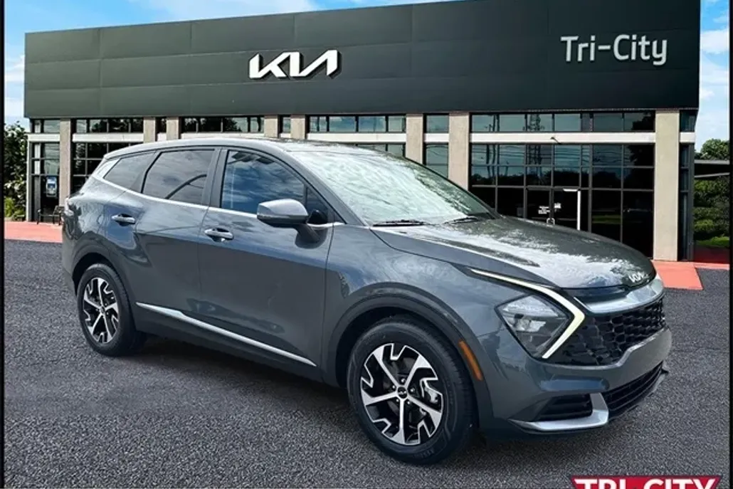 2023 Kia Sportage EX photo 1