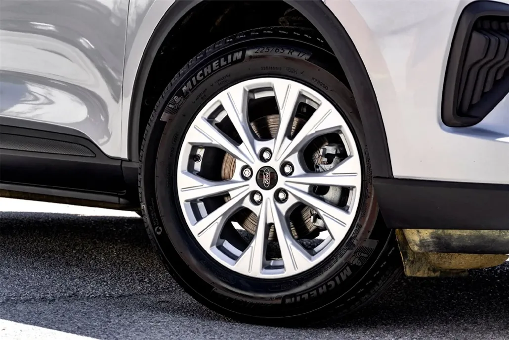 2024 Ford Escape Active photo 1