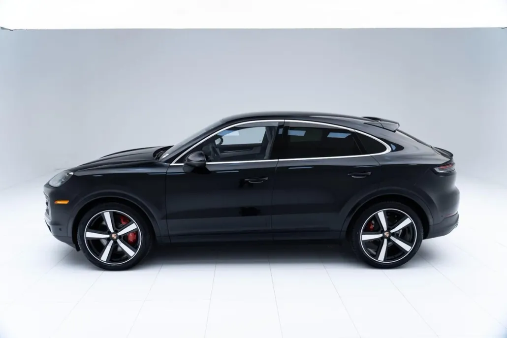 2026 Porsche Cayenne S Coupe photo 1