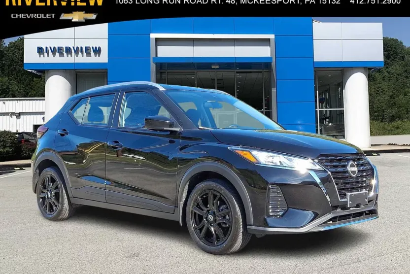2024 Nissan Kicks SV photo 1