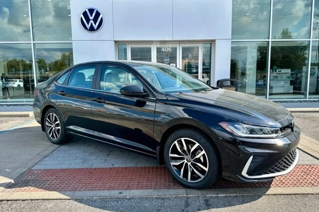2026 Volkswagen Jetta 1.5T SE photo 1