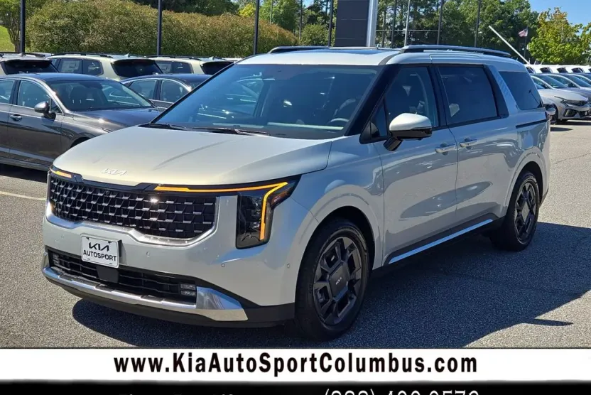 2026 Kia Carnival SX photo 1