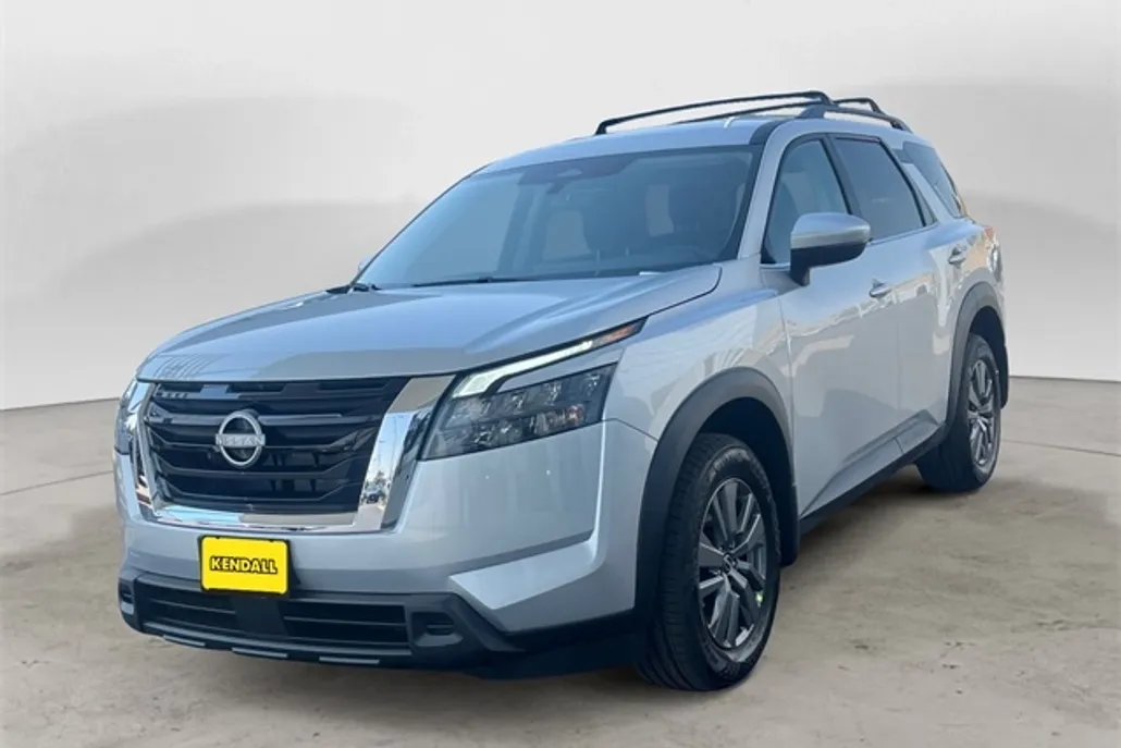 2025 Nissan Pathfinder SV photo 1