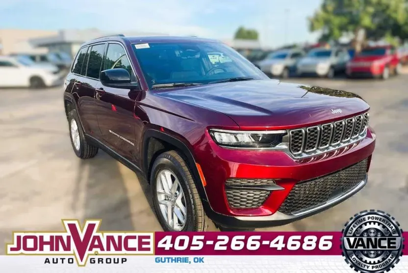 2025 Jeep Grand Cherokee Laredo X photo 1