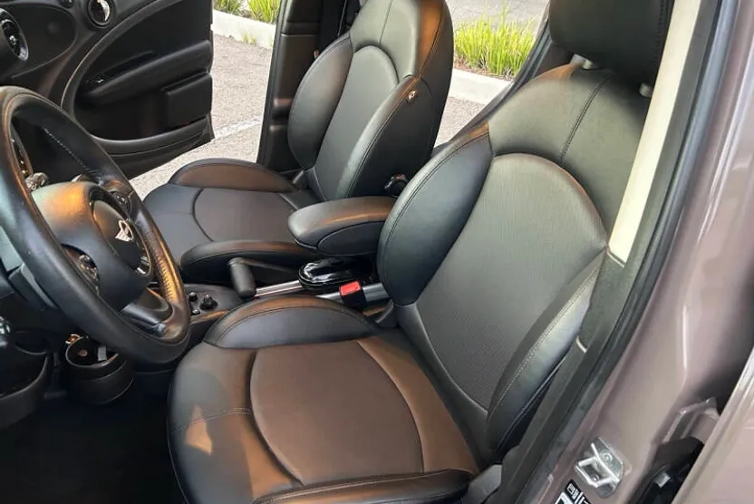 2015 Mini Countryman S photo 1