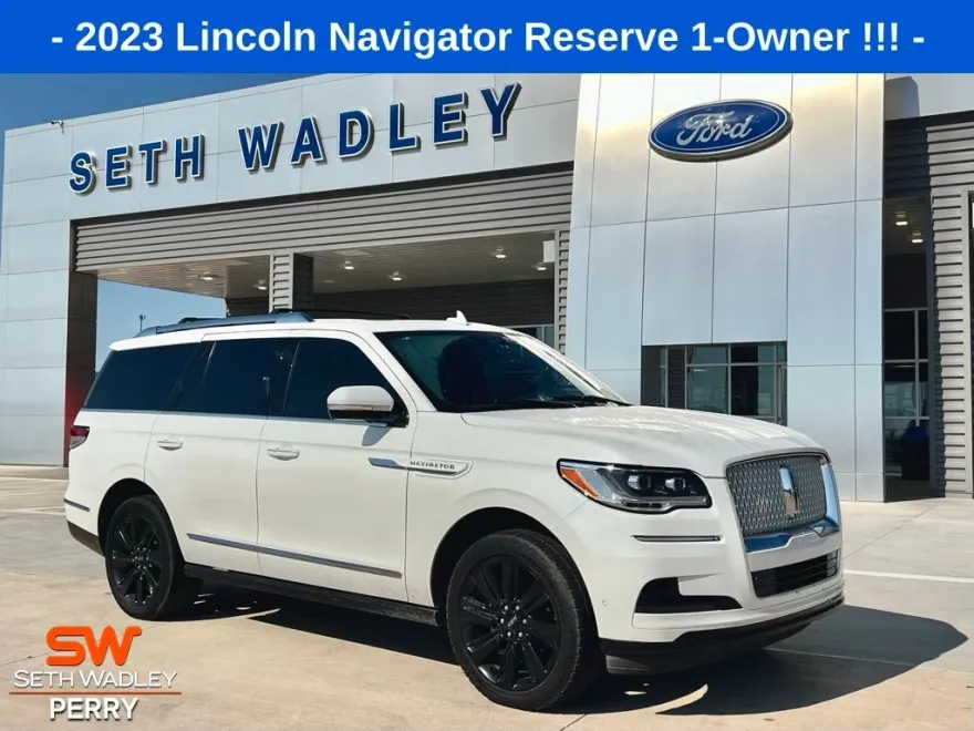 2023 Lincoln Navigator Reserve photo 1