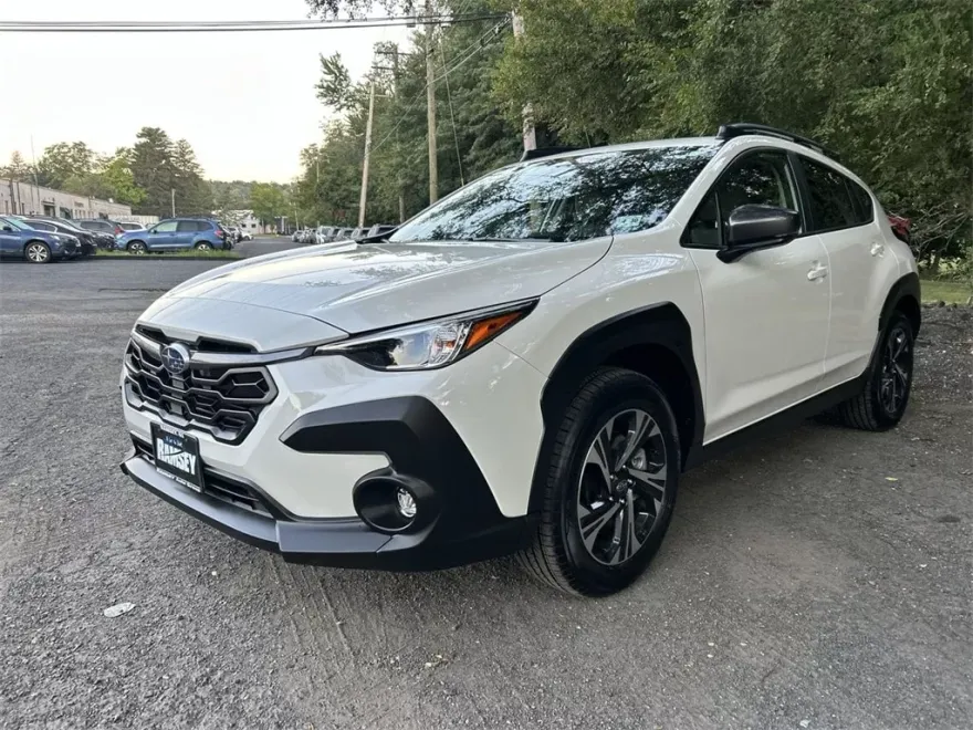 2025 Subaru Crosstrek Premium photo 1