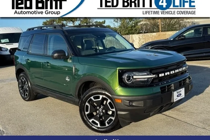 2023 Ford Bronco Sport Outer Banks photo 1