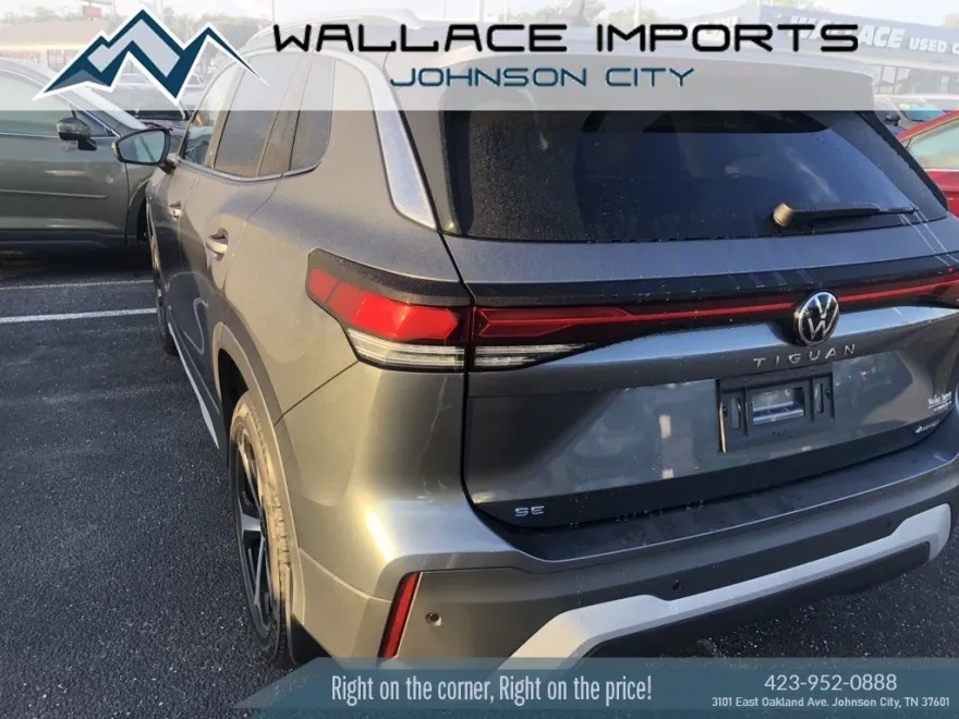 2025 Volkswagen Tiguan SE photo 1