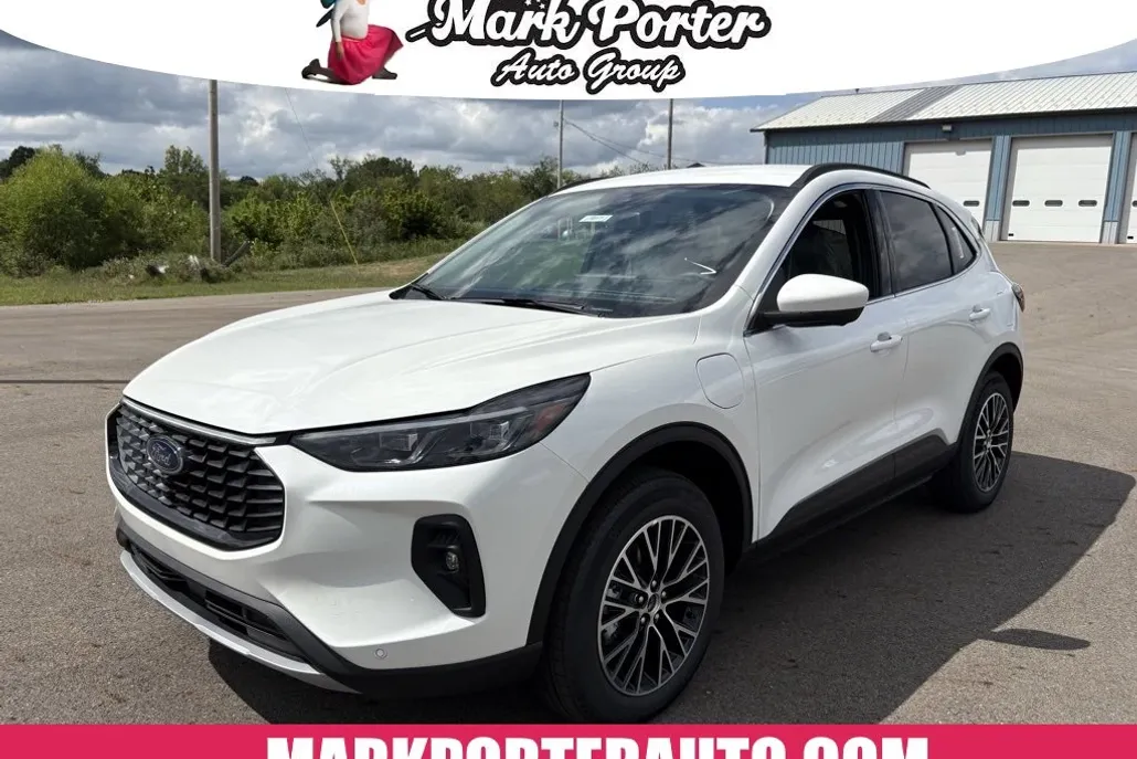 2025 Ford Escape photo 1