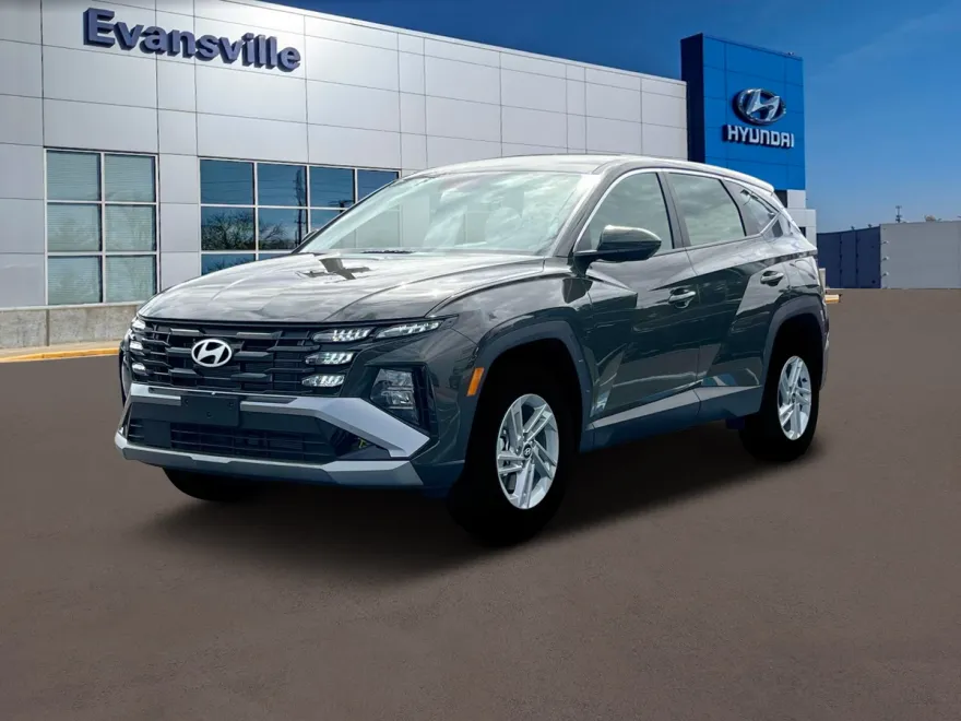 2025 Hyundai Tucson SE photo 1