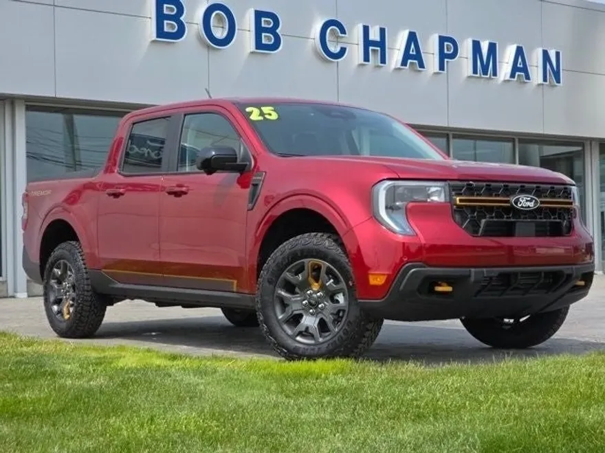 2025 Ford Maverick Tremor photo 1