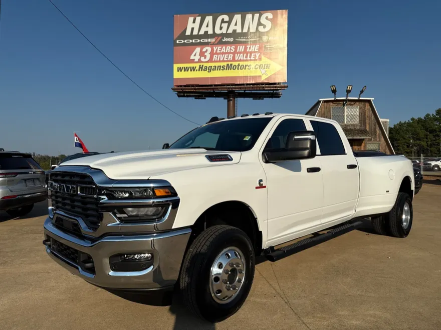 2026 Ram 3500 Tradesman photo 1