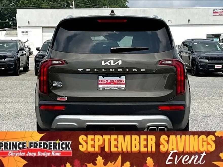 2022 Kia Telluride S photo 1