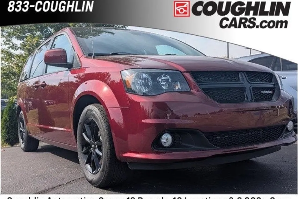 2020 Dodge Grand Caravan SXT photo 1