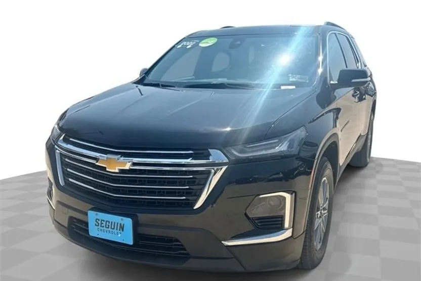 2022 Chevrolet Traverse Leather photo 1