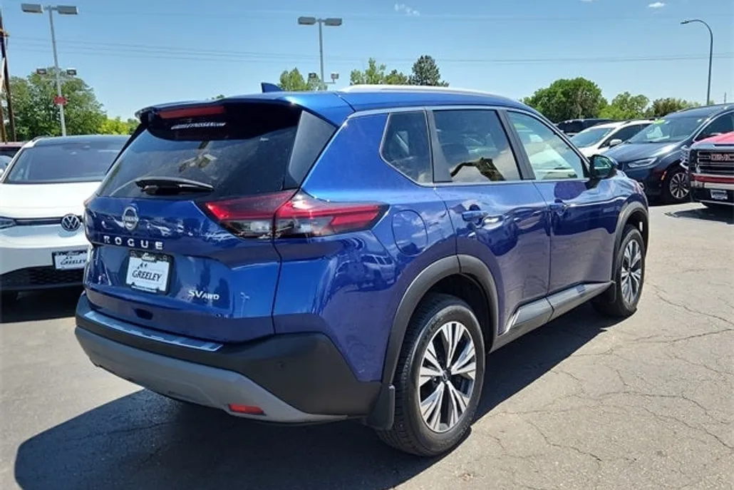 2023 Nissan Rogue SV photo 1