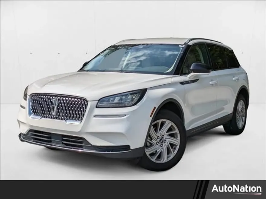 2022 Lincoln Corsair Standard photo 1