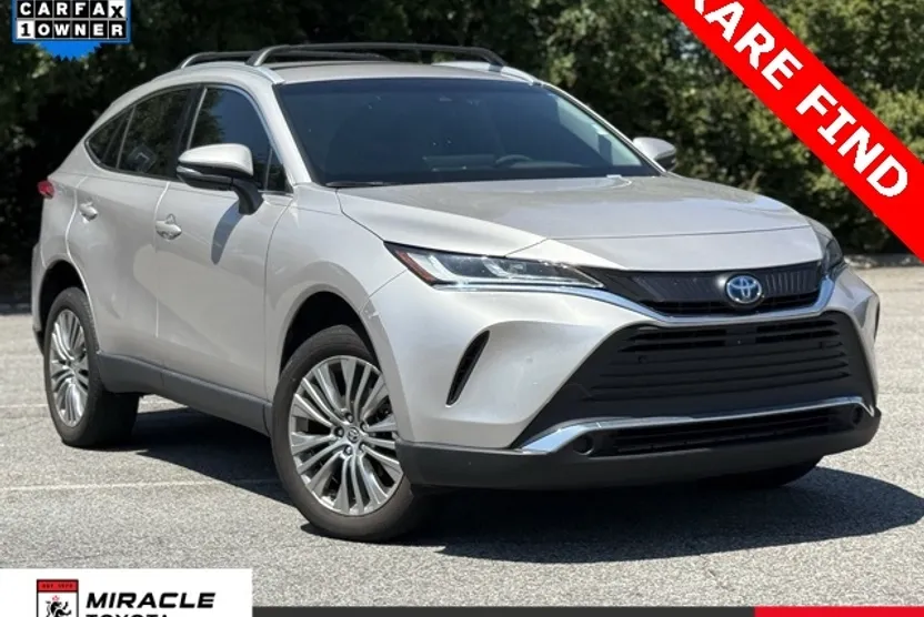 2022 Toyota Venza XLE photo 1