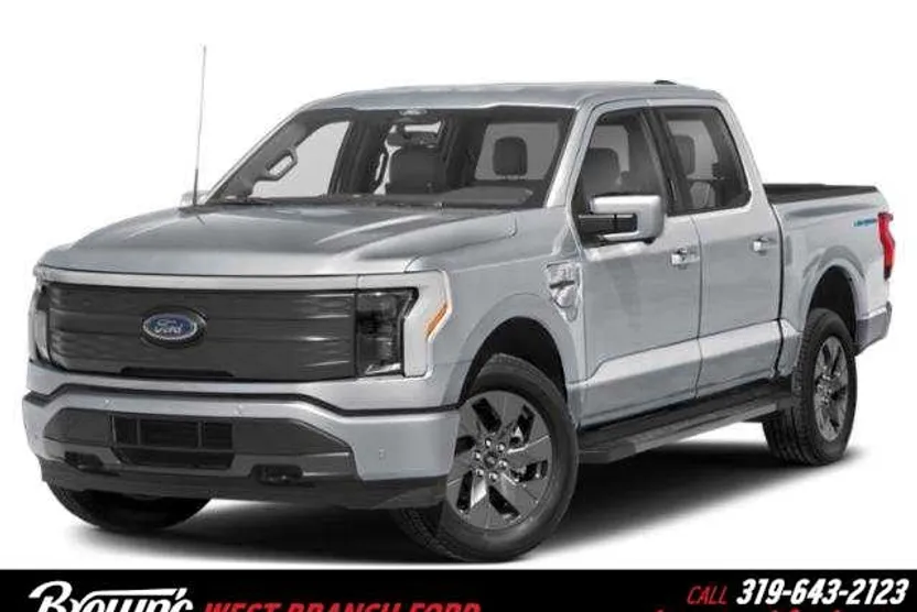 2024 Ford F-150 Lightning Lariat photo 1