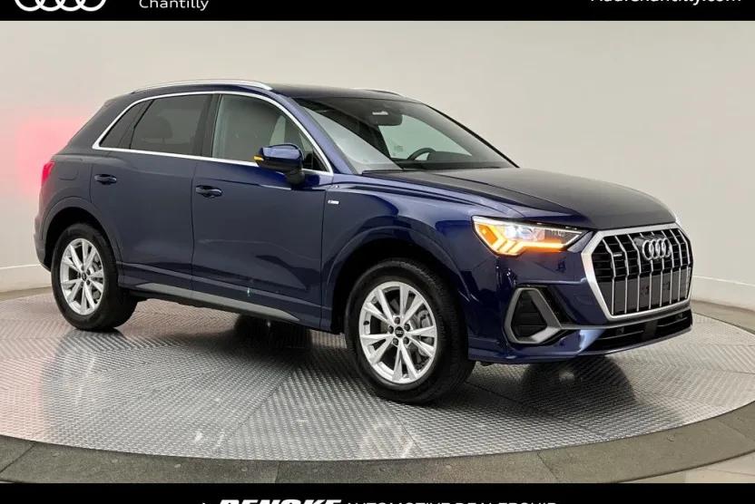 2025 Audi Q3 S line Premium Plus photo 1