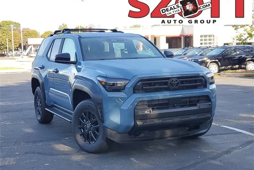 2025 Toyota 4Runner 4WD SR5 photo 1