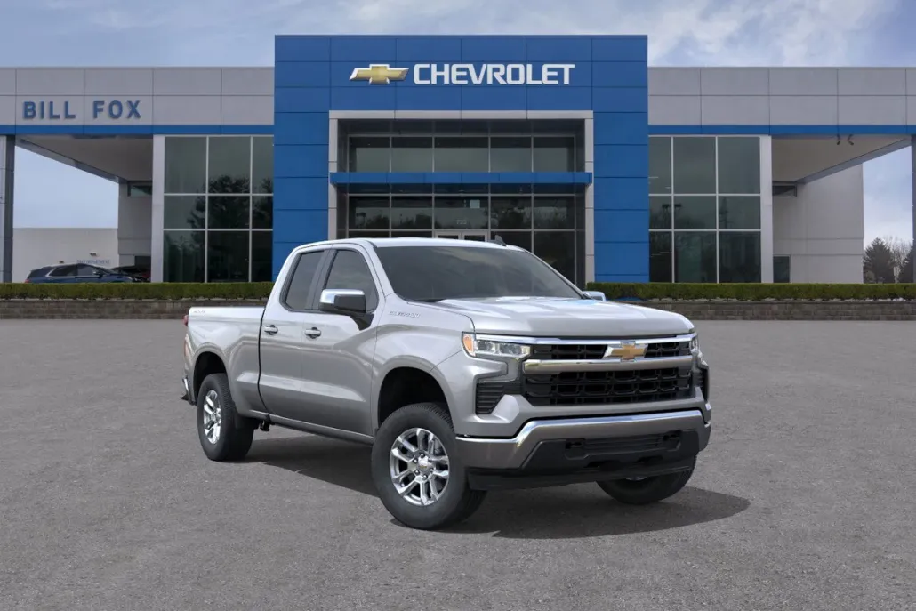 2026 Chevrolet Silverado 1500 LT photo 1