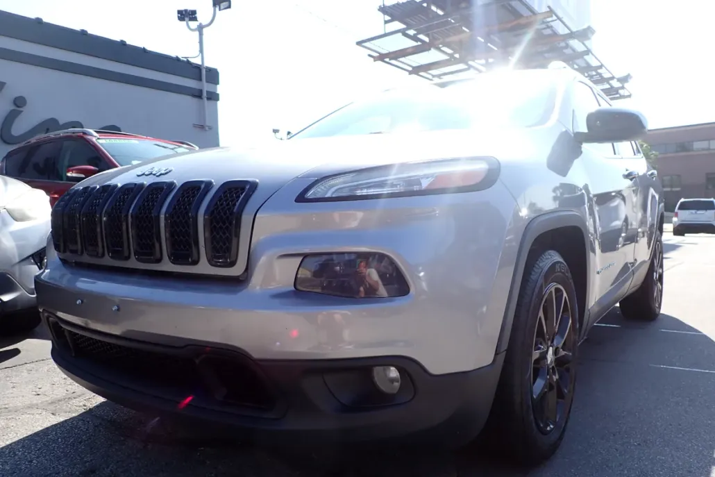 2016 Jeep Cherokee Latitude photo 1