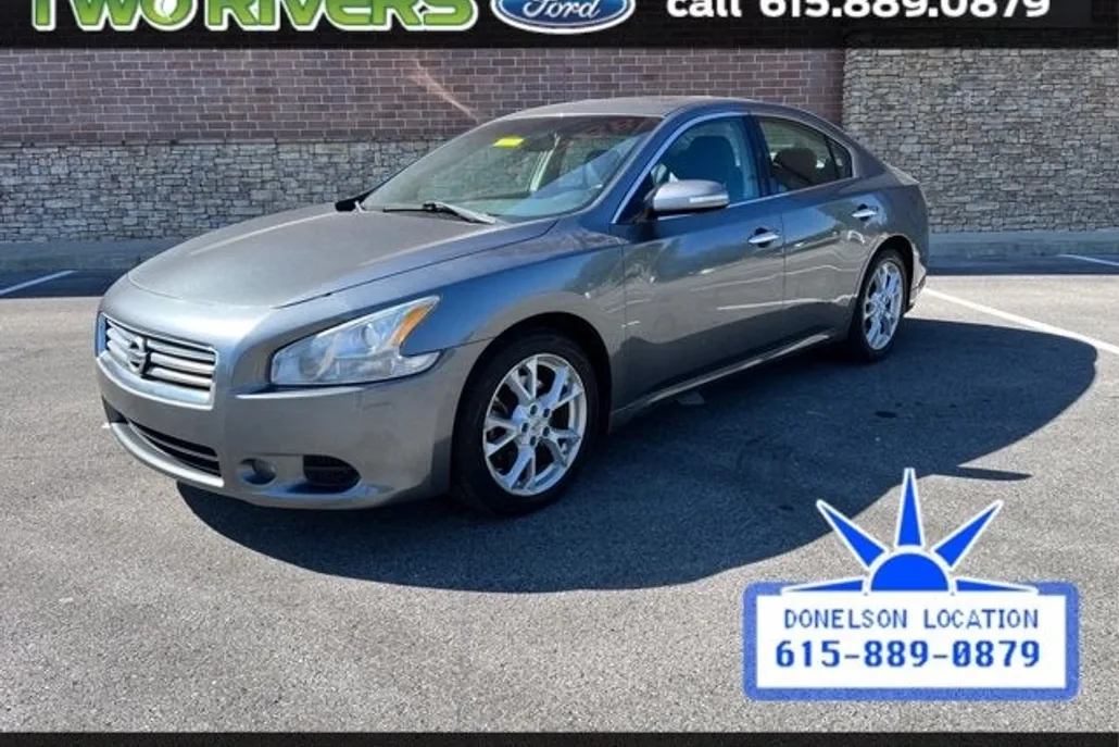 2014 Nissan Maxima SV photo 1
