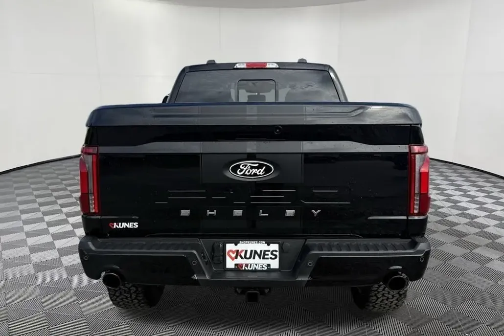 2025 Ford F-150 Lariat photo 1
