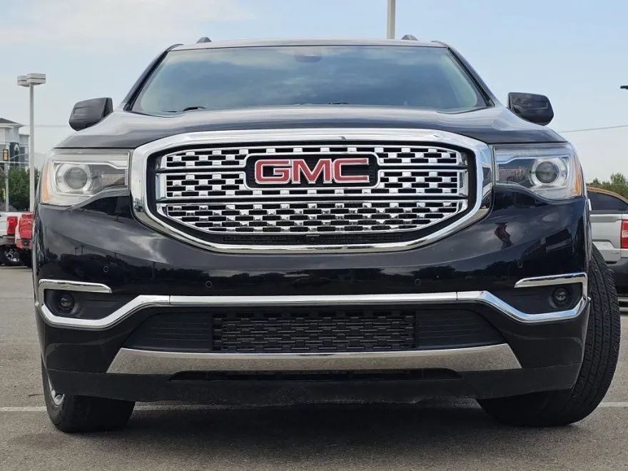 2019 Gmc Acadia Denali photo 1