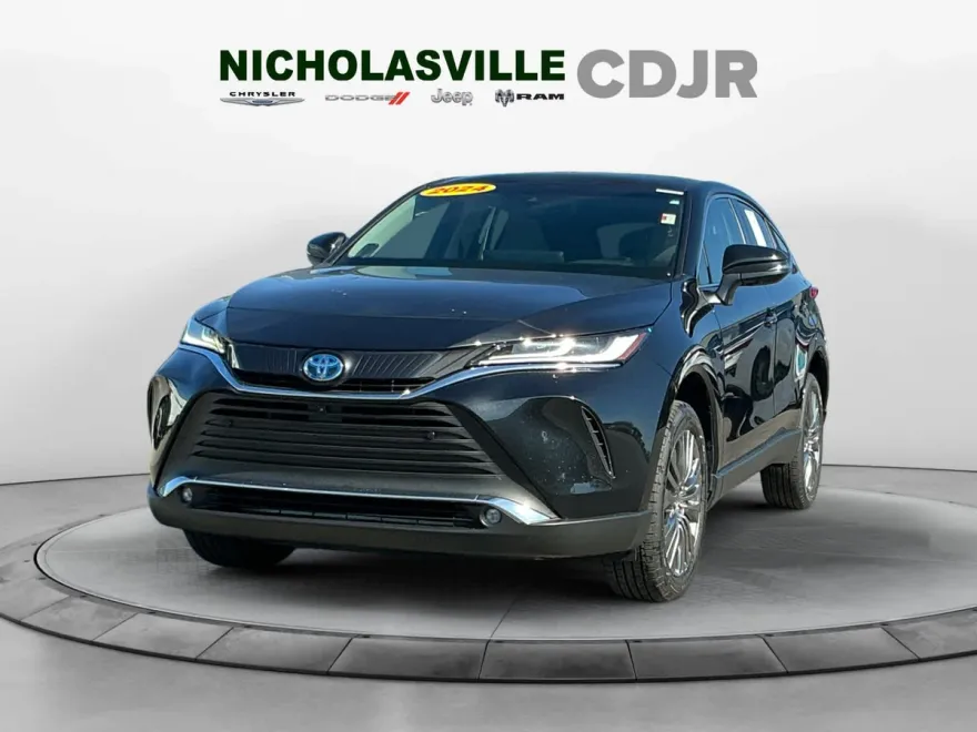 2024 Toyota Venza Limited photo 1
