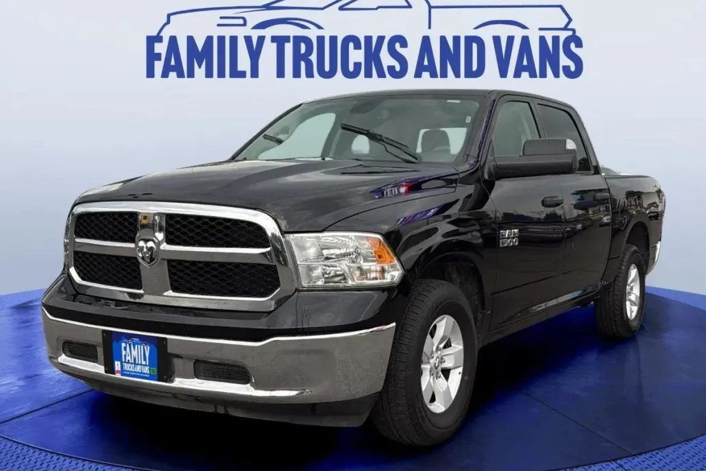 2023 Ram 1500 Classic SLT photo 1