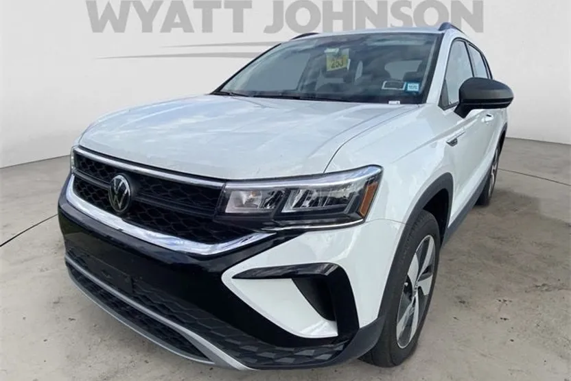 2024 Volkswagen Taos S photo 1