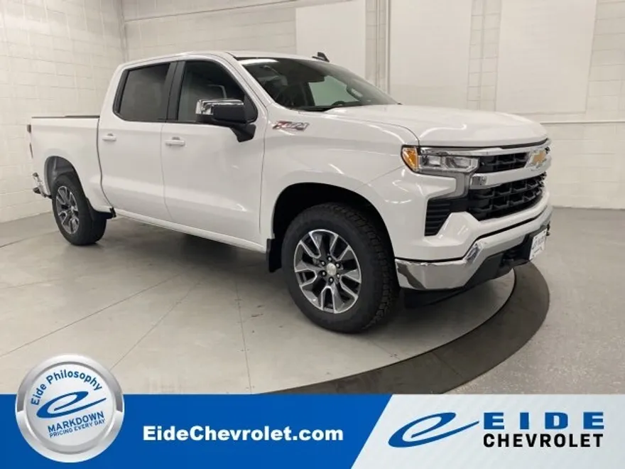 2026 Chevrolet Silverado 1500 LT photo 1