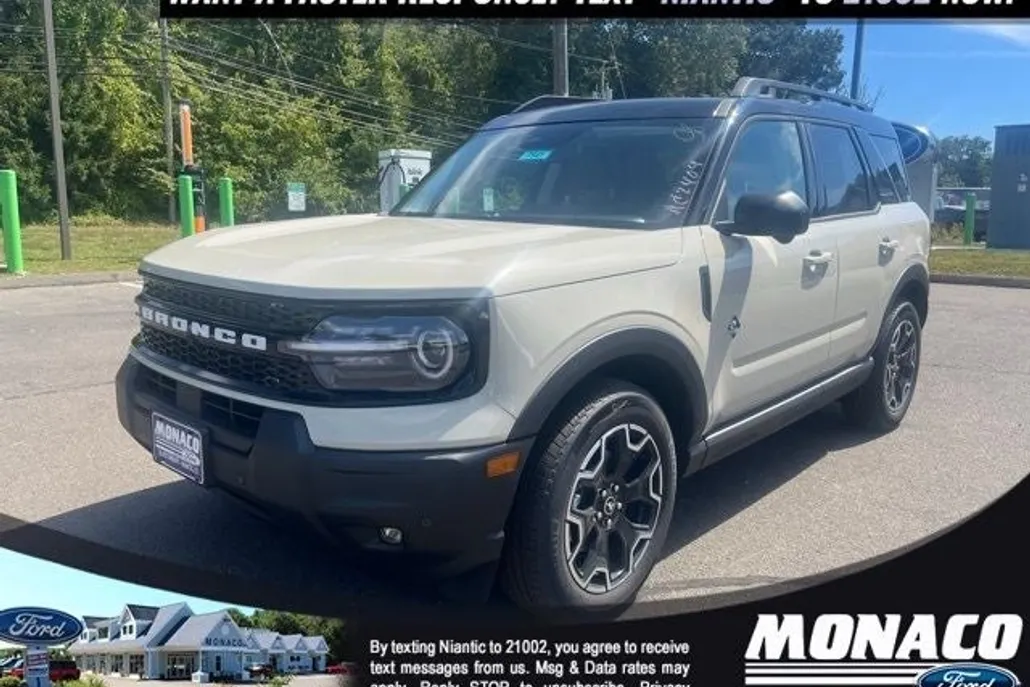 2025 Ford Bronco Sport Outer Banks photo 1