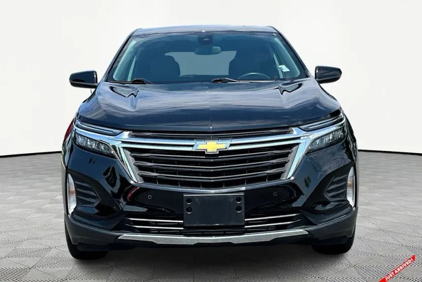 2022 Chevrolet Equinox LT photo 1