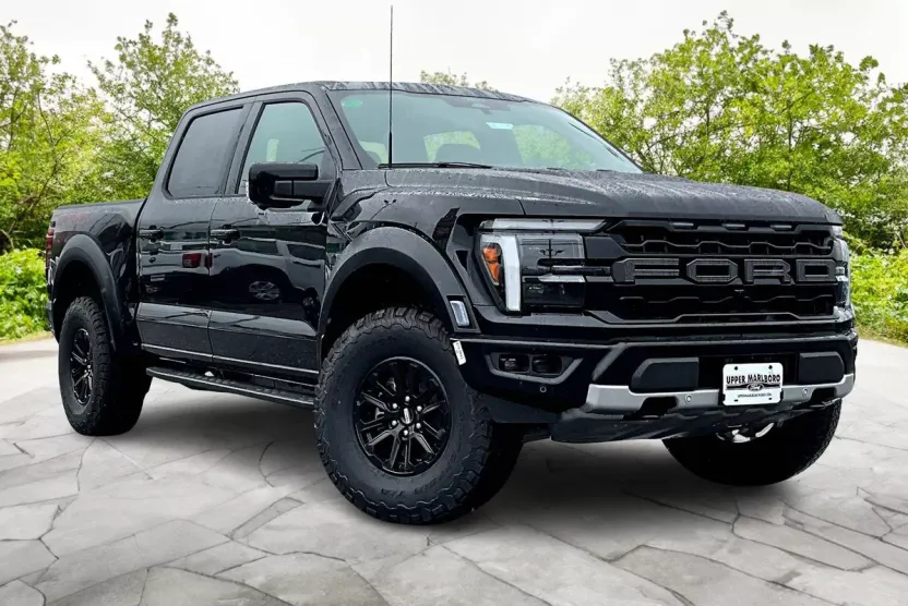 2025 Ford F-150 Raptor photo 1