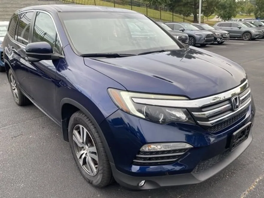 2016 Honda Pilot EX-L photo 1