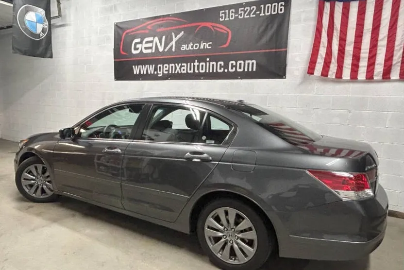 2012 Honda Accord EX-L photo 1