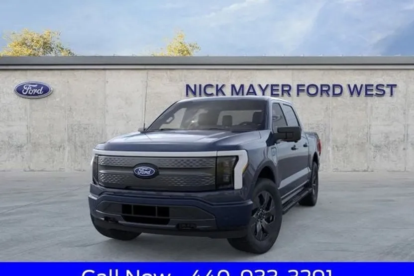 2025 Ford F-150 Lightning photo 1