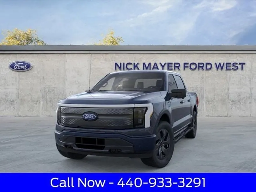 2025 Ford F-150 Lightning photo 1