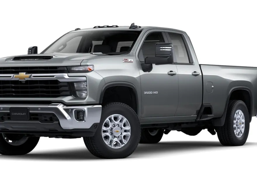 2025 Chevrolet Silverado 3500HD LT photo 1