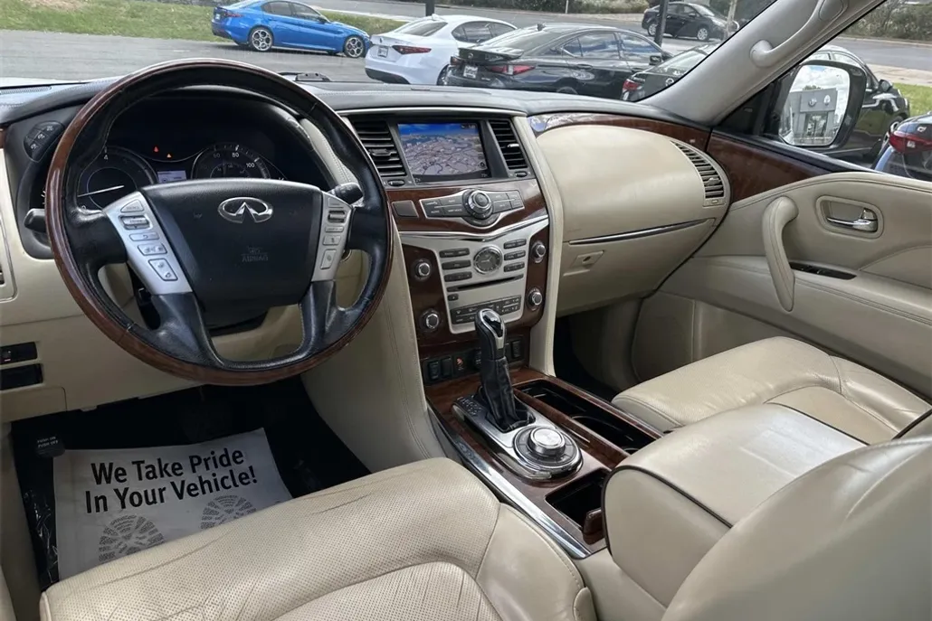 2018 Infiniti QX80 Base photo 1