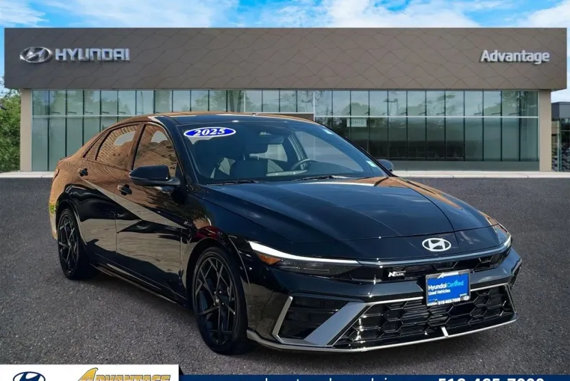 2025 Hyundai Elantra N Line photo 1