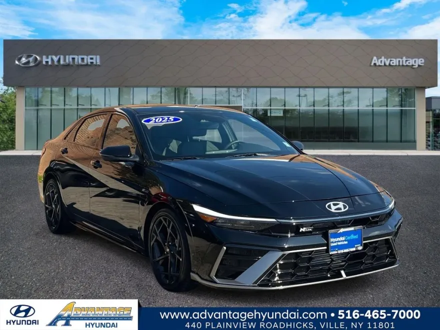 2025 Hyundai Elantra N Line photo 1